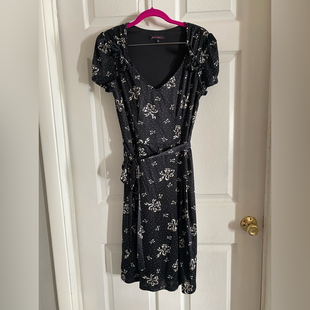 Betsey Johnson vintage 40s inspired dress.